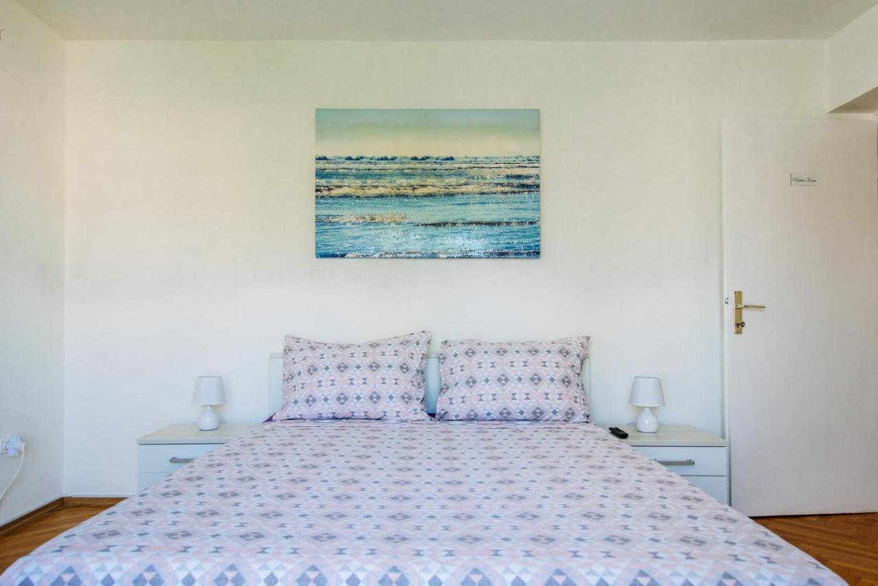 Sunnynest Apartment - 3Br Apt With Free Parking & Wi-Fi, Close To Lapad Bay Beach Дубровник Екстериор снимка
